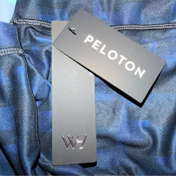 NWT Wear with Heart x Peloton Women's Navy and Light Blue Capri Leggings - Picture 5 of 9